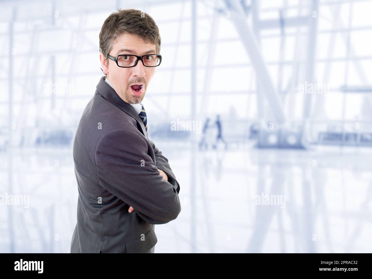 Business Mann im Büro überrascht Stockfoto