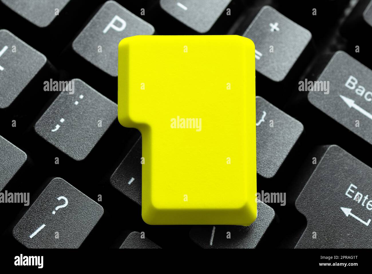 Computertastatur Und Symbol. Informationsmedium Für Die Kommunikation. Laptop-Tastatur Für Die Eingabe Neuer Ideen Und Die Planung Der Entwicklung. Technische Geräte, Die Auf Das Internet Zugreifen Stockfoto