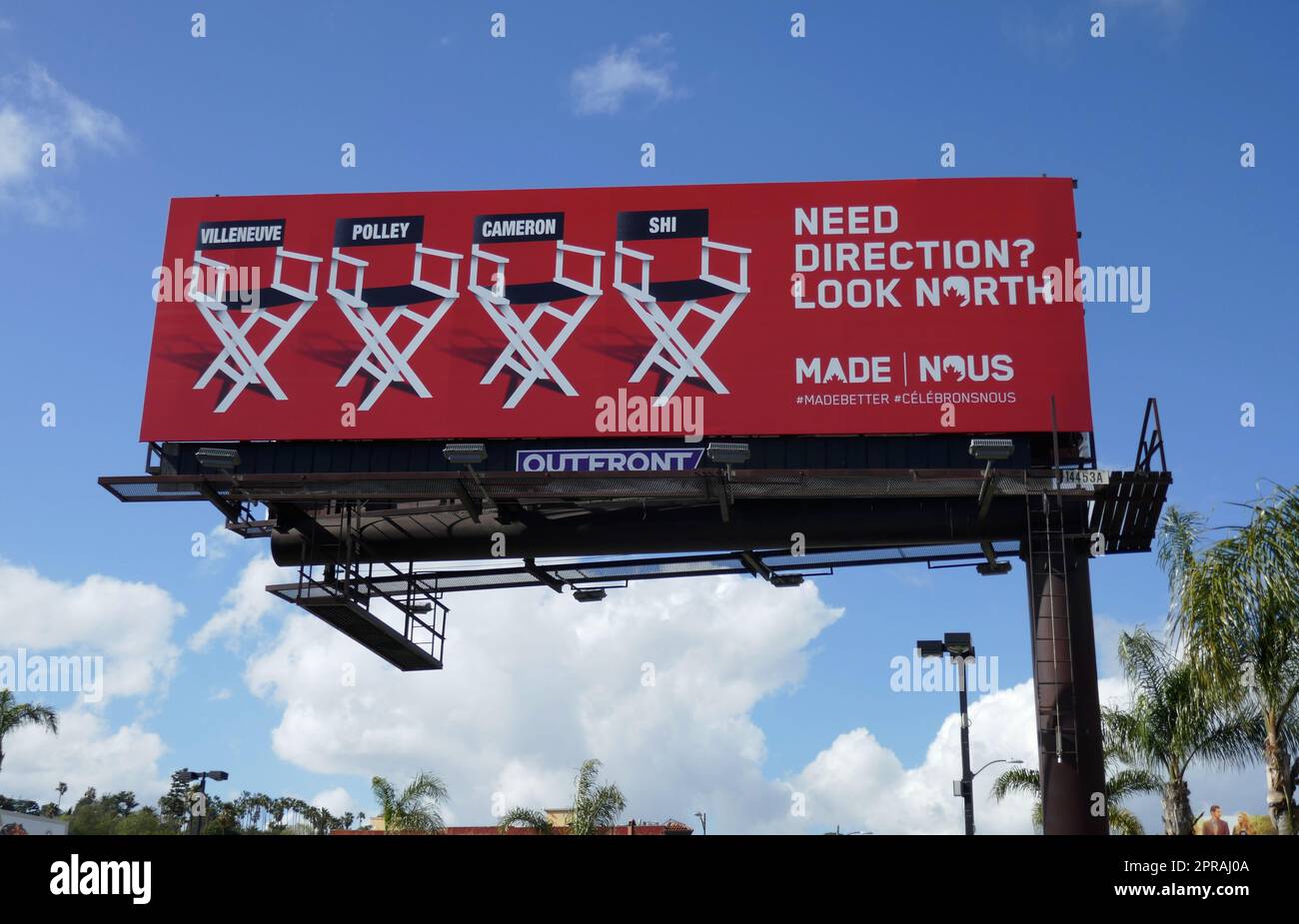 Los Angeles, Kalifornien, USA 29. März 2023 Directors Stuhls Need Directors Billboard am 29. März 2023 in Los Angeles, Kalifornien, USA. Foto: Barry King/Alamy Stock Photo Stockfoto