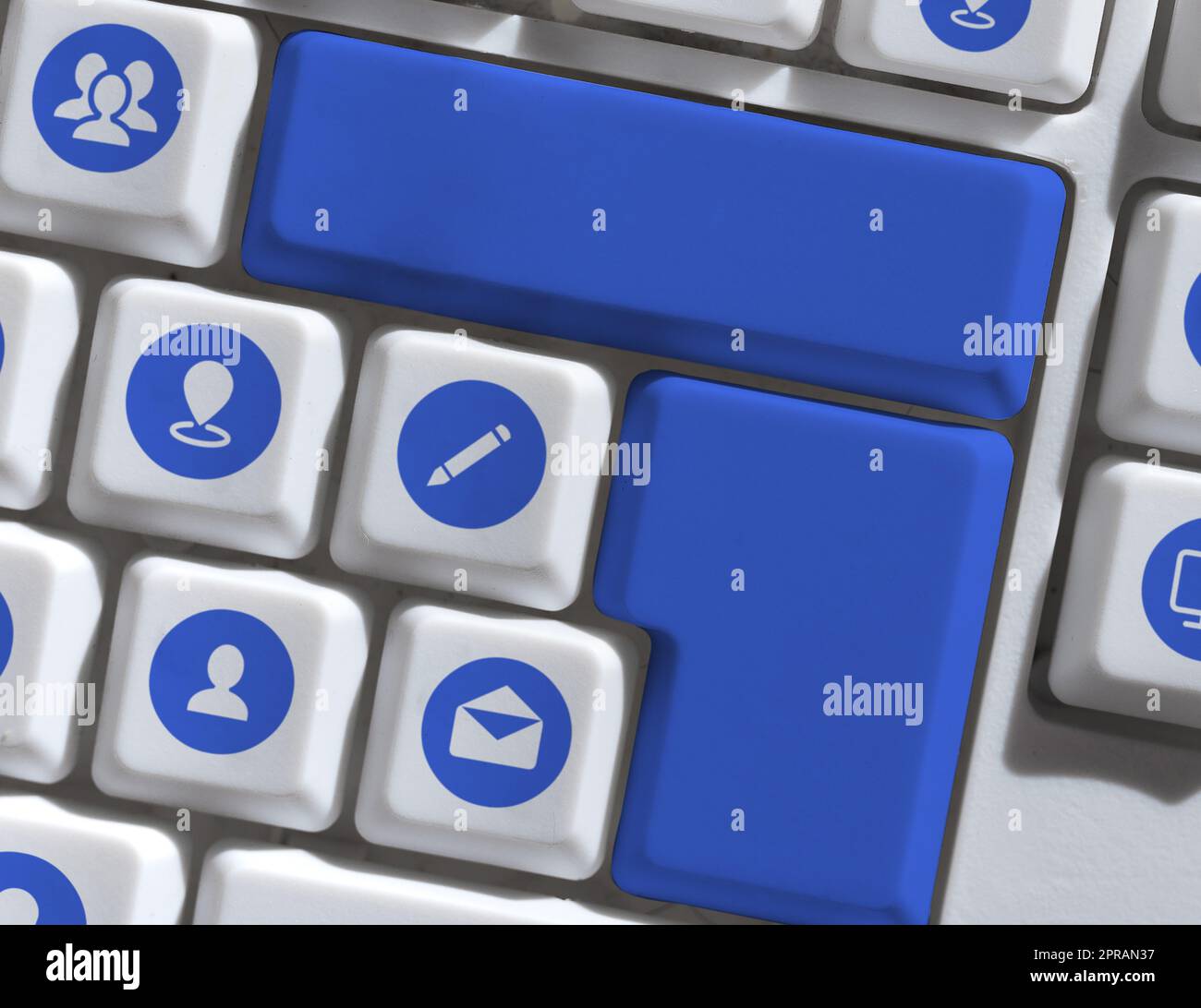 Verschiedene Mathematische Probleme Lösen, Mehrstellige Gleichungen Berechnen, Numerische Lösungen Erstellen, Erweiterte Berechnungstechnologie, Automatisierte Berechnungsmethoden Stockfoto