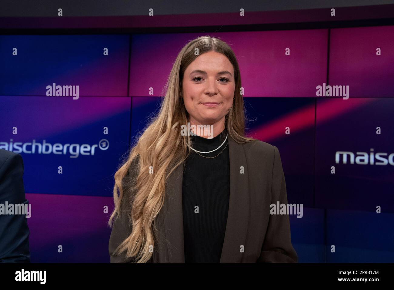 Köln, Deutschland. 26. April 2023. Rahel KLEIN, Journalist, Porträt, Porträt, Einzelbild zugeschnitten, Single Motif, „Maischberger“, Talkshow, WDR/ARD, April 26., 2023. Kredit: dpa/Alamy Live News Stockfoto