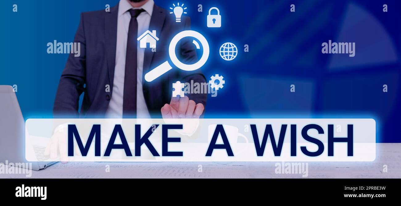 Textzeichen mit „Make A wish“. Geschäftsidee Träume haben Wünsche nach zukünftigen Veranstaltungen Be positive man with Laptop and Tablet pointing on S Search for Data and Ideas. Stockfoto