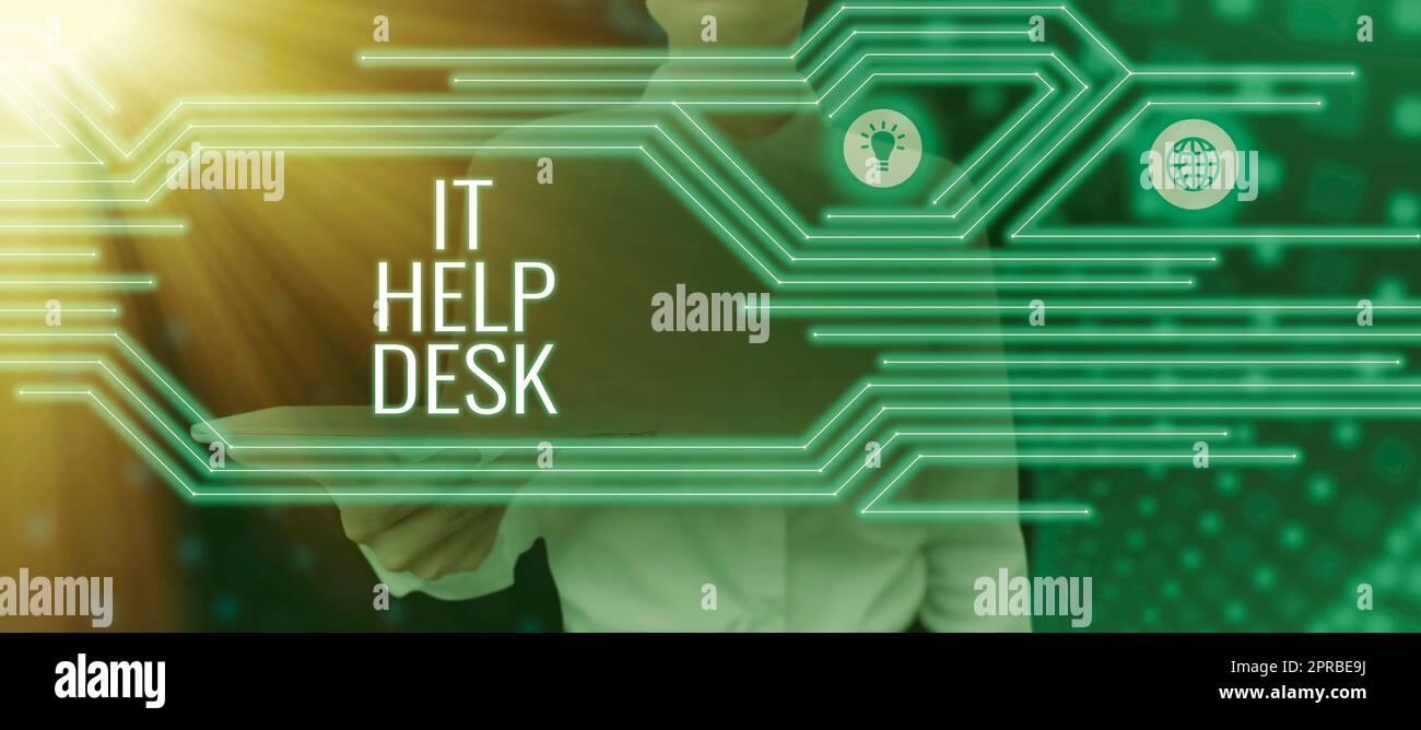 Concept Display IT Help Desk Word geschrieben auf Online-Support-Unterstützung, die IT-Geschäftsfrau mit Tablet hilft, neue Ideen für globale Kommunikation zu präsentieren. Stockfoto