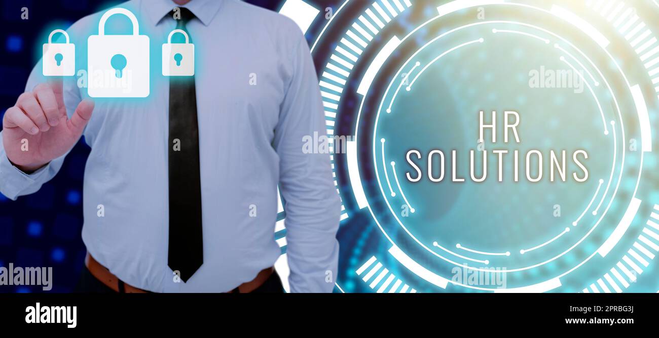 Textunterschrift zur Präsentation von HR-Lösungen. Internetkonzept ausgelagert Personalberatung und Support Experten Geschäftsmann, der sich für das Sicherheitssymbol zum Schutz wichtiger Informationen einsetzt. Stockfoto