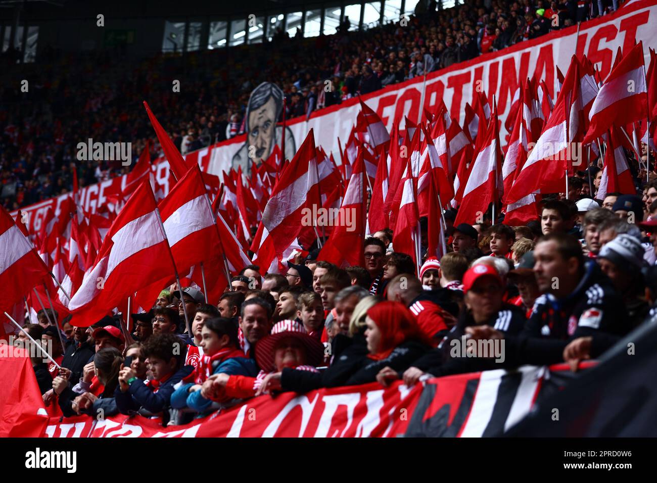 Düsseldorf, Deutschland, 27. April 2023: Das deutsche Bundesliga-2-Team Fortuna Düsseldorf gab auf 26.04.2023 die Pläne bekannt, den Fans freien Eintritt zu mindestens drei Heimspielen in der Saison 2023/24 zu gewähren. Abbildung: Merkur-Spiel-Arena, Dateifoto von 16.04.2023. Kredit: Ant Palmer / Alamy Live News Stockfoto