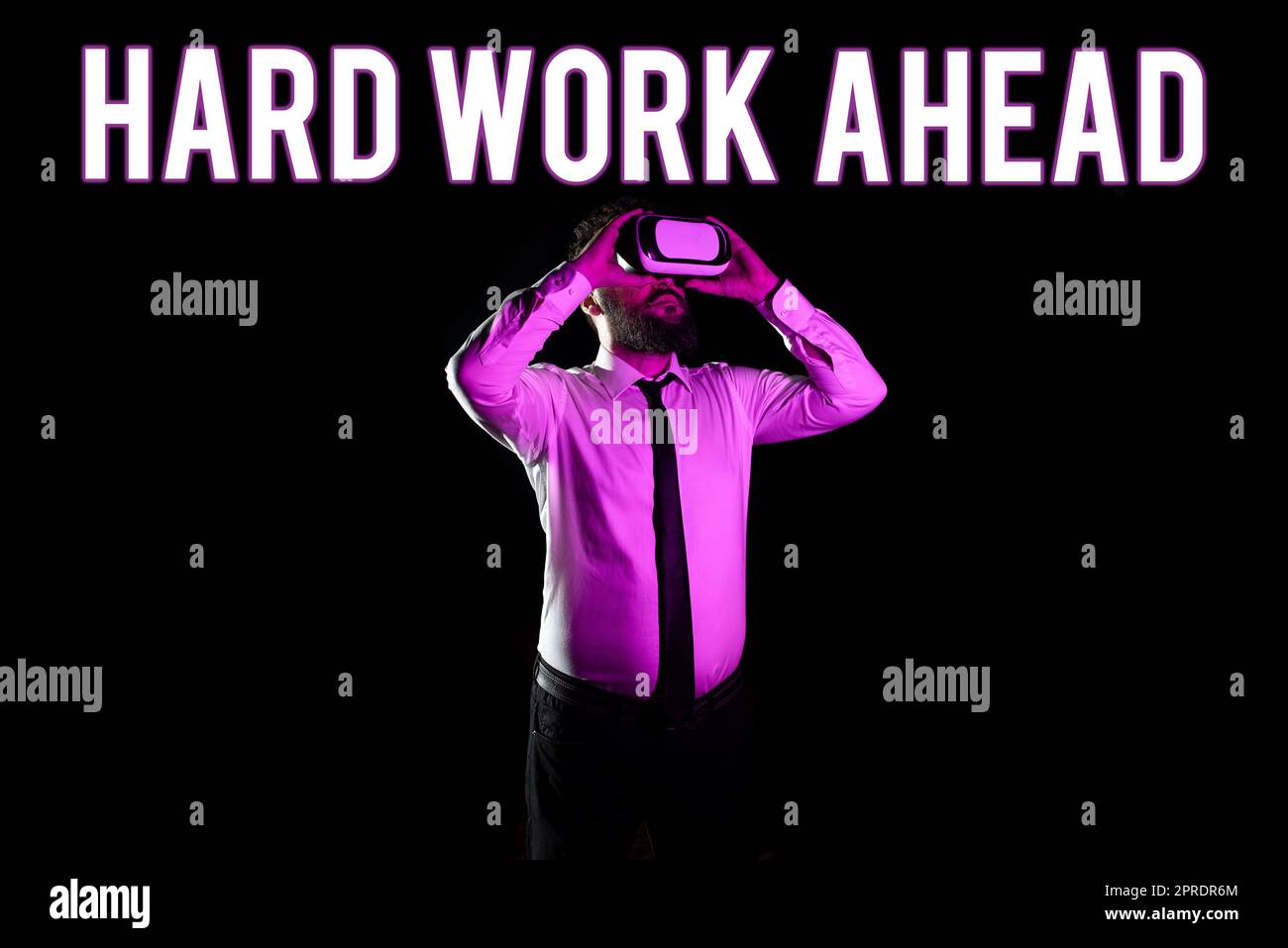Textbeschriftung für harte Arbeit. Geschäftskonzept Viele Aufgaben erwartete große Herausforderungen für die Aktivitäten erforderte ein professionelles Training durch Virtual Reality Brillen. Stockfoto