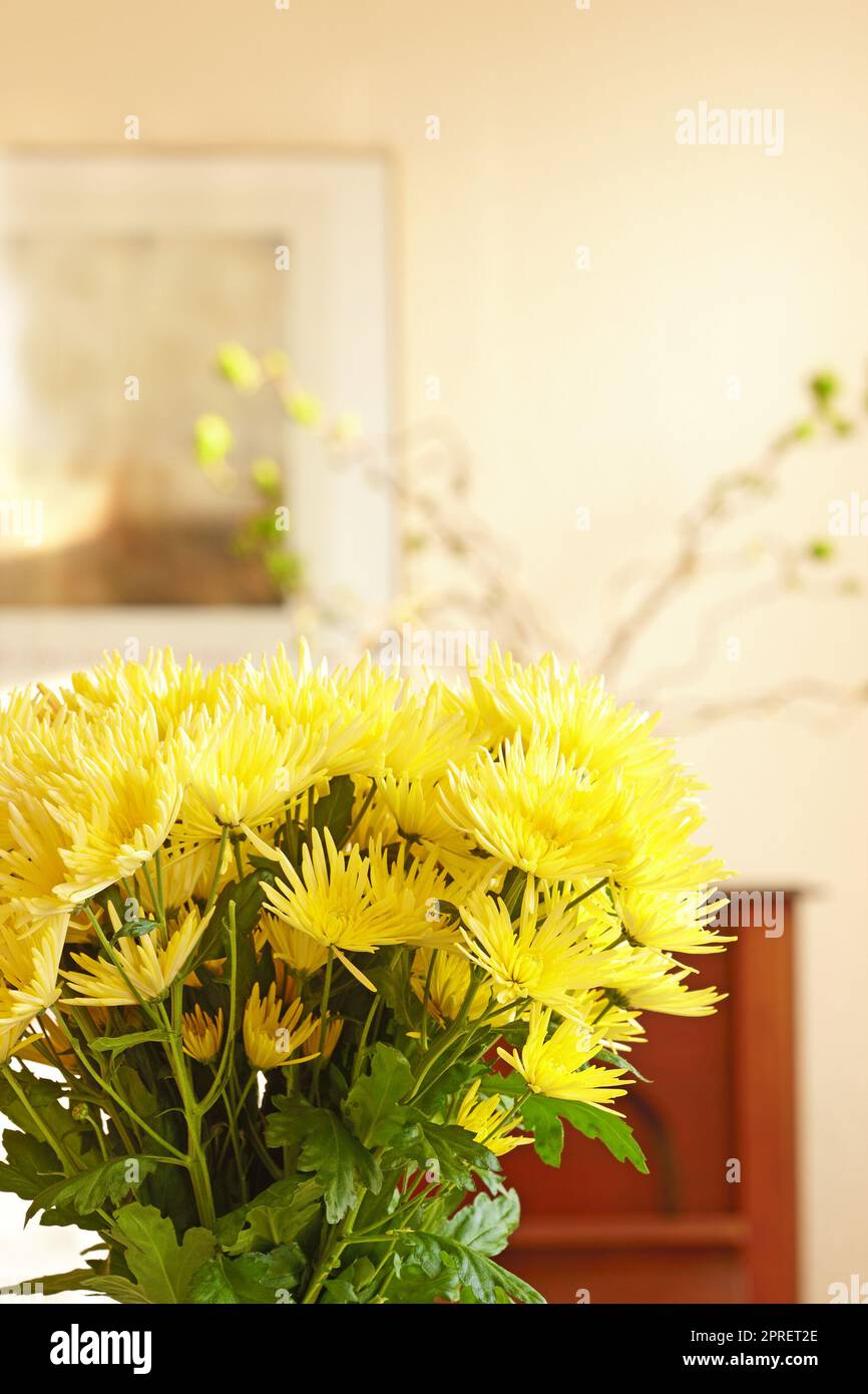 Schöner Blumenstrauß. Bouquet mit verschiedenen Arten von Blumen. Stockfoto