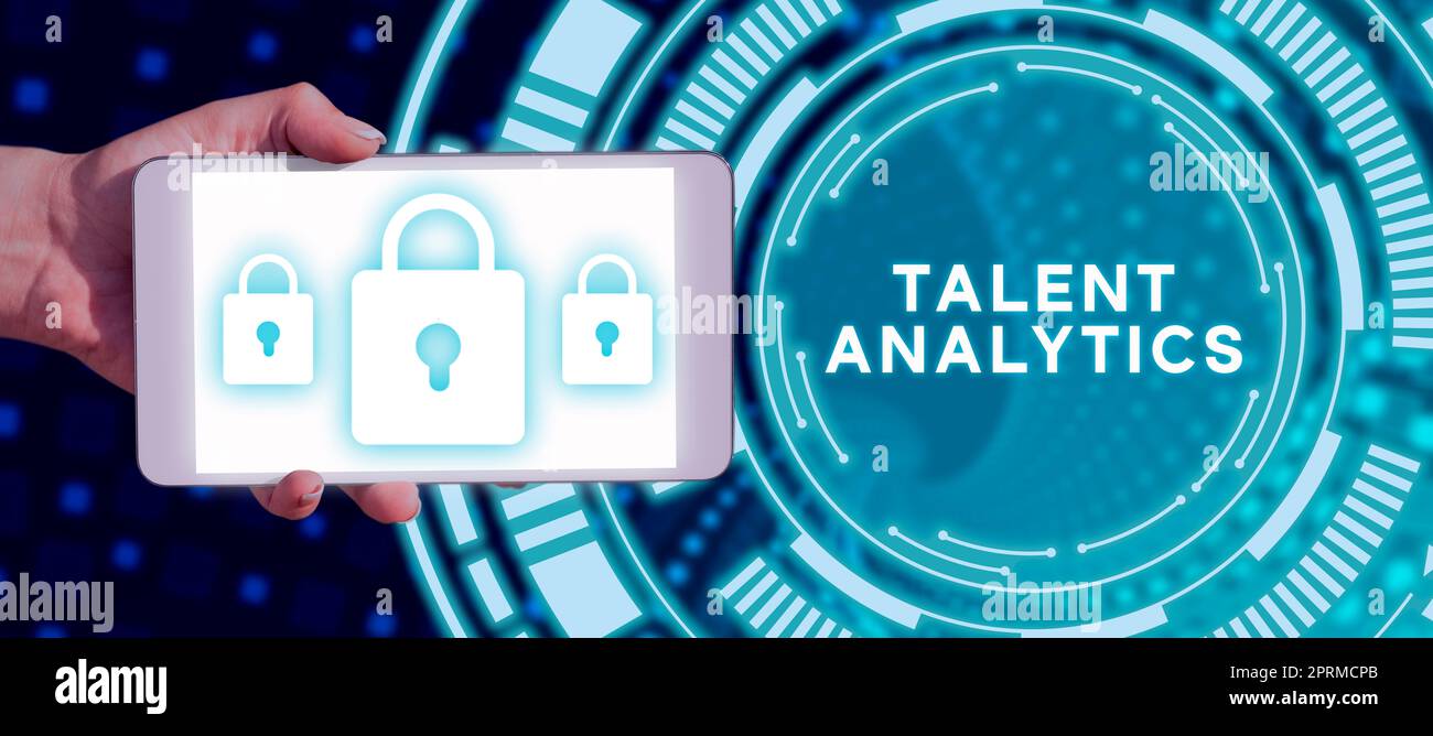 Konzeptunterschrift Talent Analytics, Wort geschrieben über die Verbesserung der Wirksamkeit von Arbeitsgruppen Geschäftsmann in Anzug mit Notizblock symbolizi Stockfoto