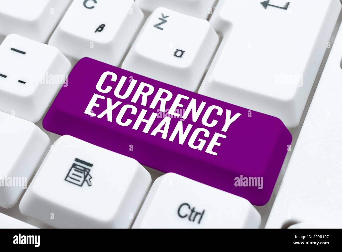 Textüberschrift zur Darstellung des Währungsumtauschprozesses beim Wechseln einer Währung in einen anderen Devisen. Ein Wort über den Prozess, eine Währung in eine andere zu verwandeln Stockfoto