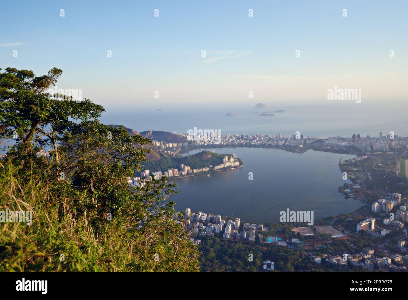 Inspiration für Urlaubsziele. High-Angle-Aufnahme von Rio De Janeiro. Stockfoto