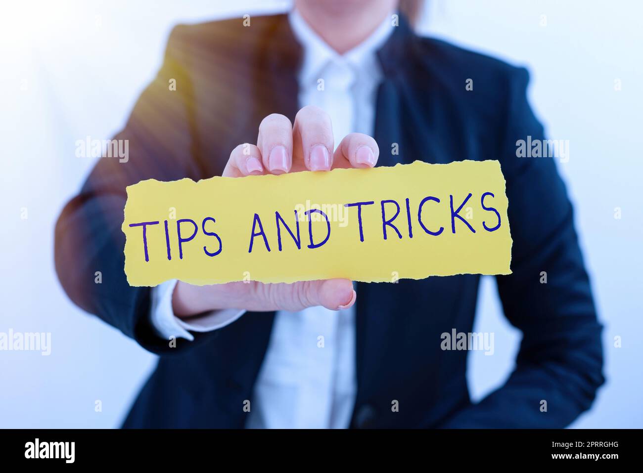 Konzeptionelle Anzeige Tipps und Tricks hilfreiche Tipps, die bestimmte Aktionen einfacher machen. Wort für hilfreiche Ratschläge, die bestimmte Aktionen einfacher machen Stockfoto