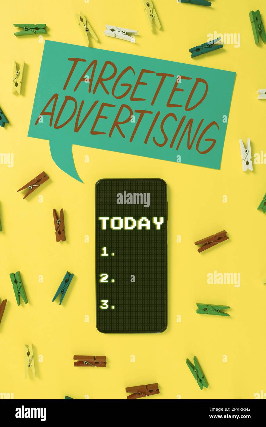 Handschriftliche Texte gezielte Werbung. Geschäftsidee Online-Werbung Anzeigen basierend auf Verbraucheraktivitäten Stockfoto