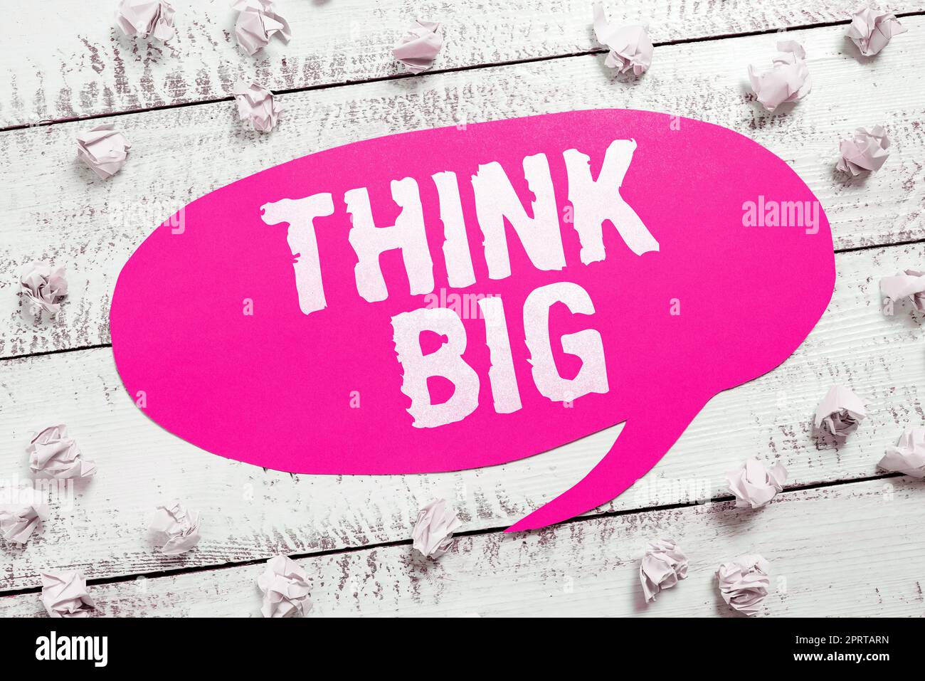 Konzeptionelle Bildunterschrift Think Big. Geschäftsidee, um für etwas zu planen, das für sich selbst oder für die Vorbereitung einen hohen Wert hat Stockfoto