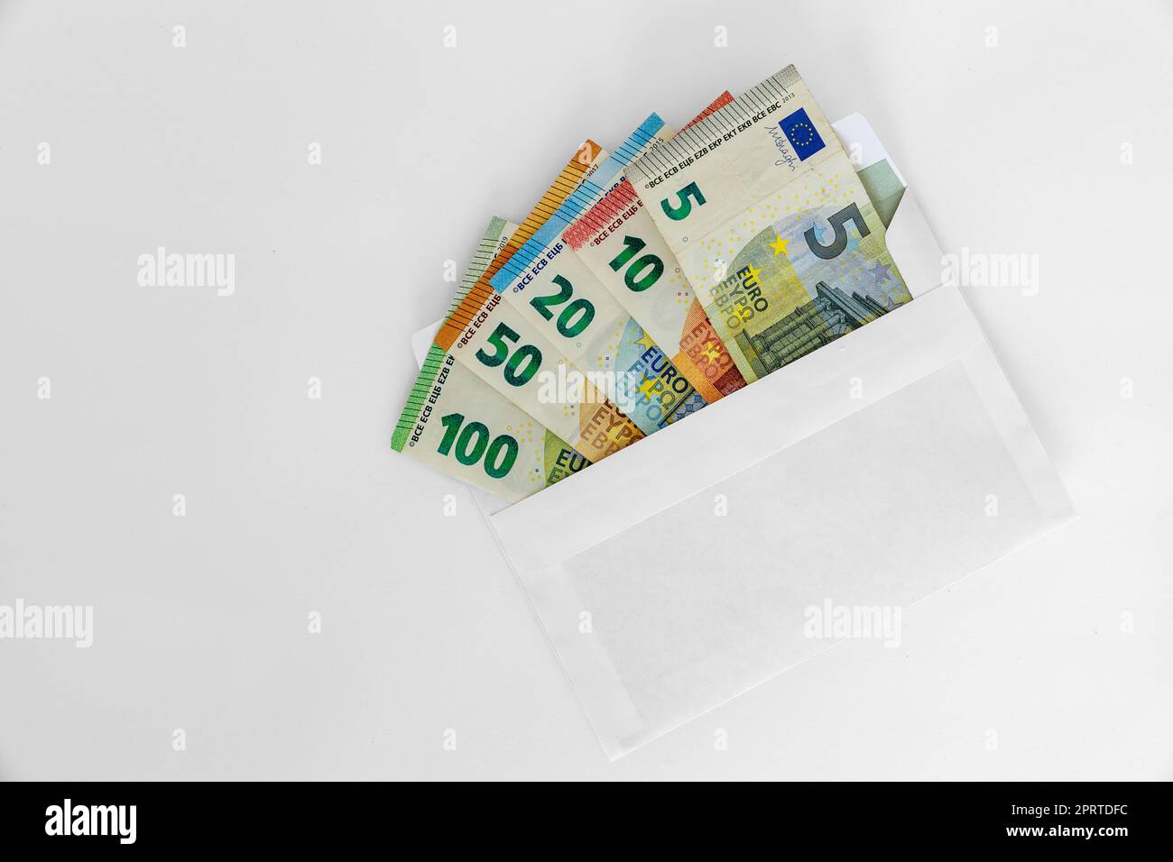 Bargeld in einem Umschlag Stockfoto