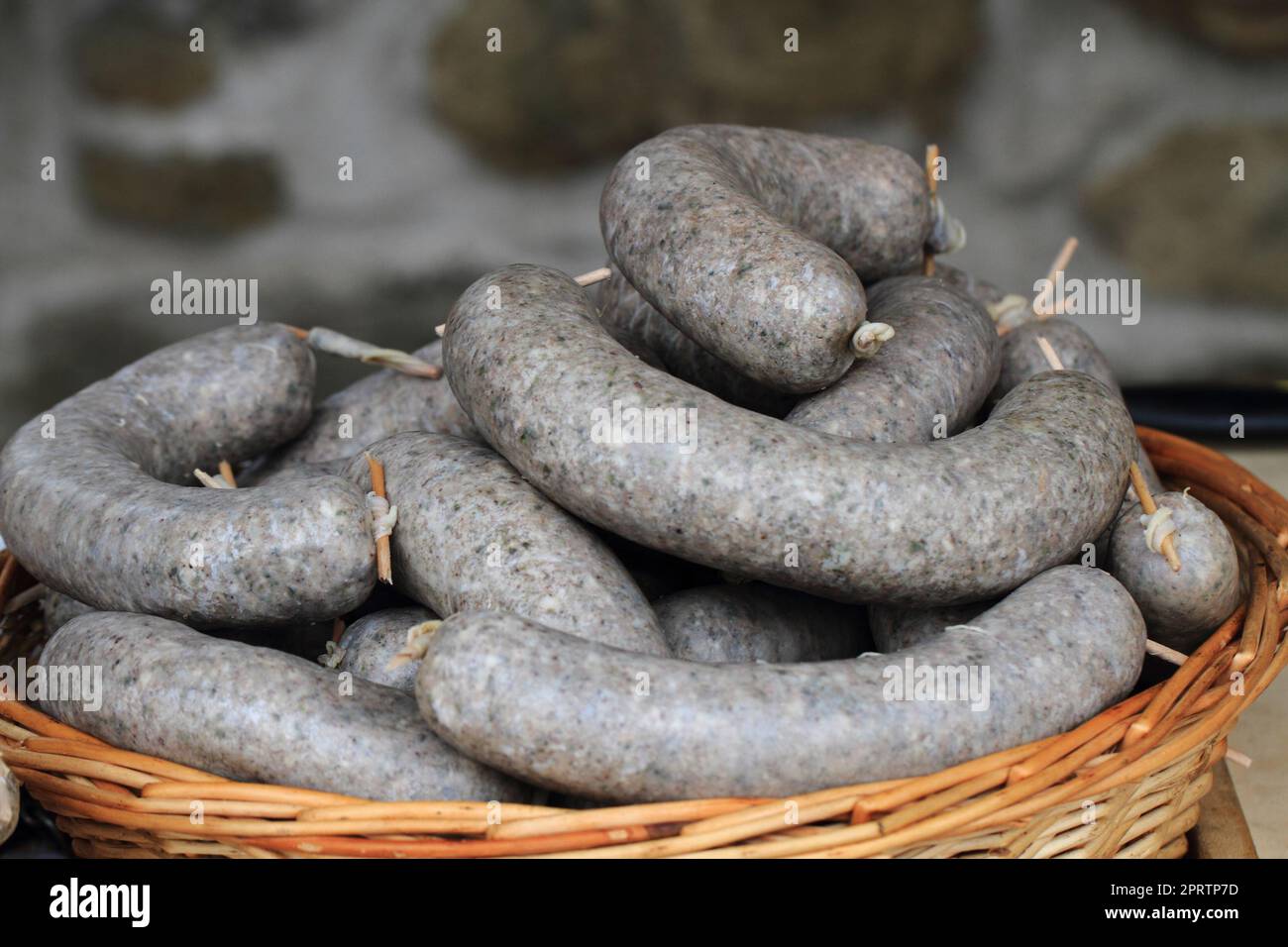 Weißer Pudding als frisches tschechisches Fleisch als schöner Hintergrund Stockfoto