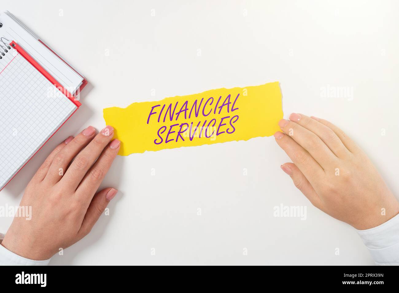 Schild mit Informationen zu den Aktienvermittlern für FinanzdienstleistungenMoney und Investment Leasing. Geschäftskonzept Geld und Investment Leasing Lending Stock Brokerage Stockfoto