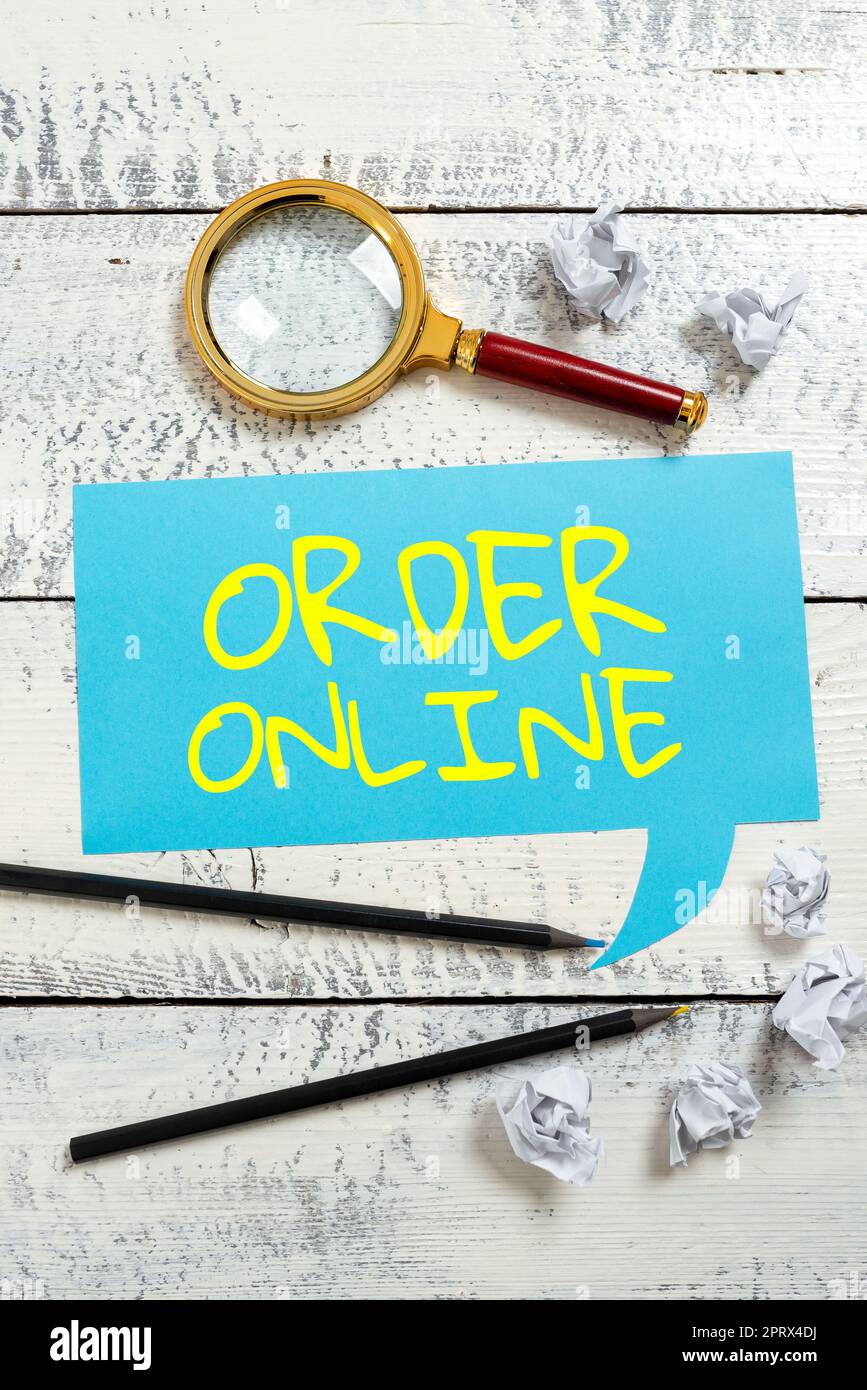 Unterschreiben Sie, um die Bestellung online anzuzeigen. Geschäftskonzept Waren und Dienstleistungen von den Verkäufern über das Internet zu kaufen Stockfoto