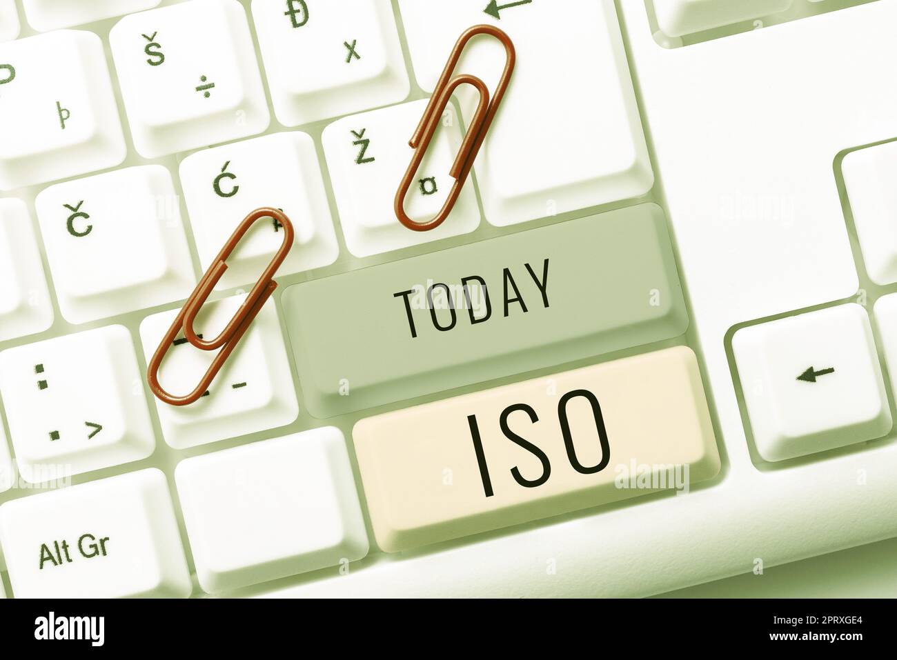 Textschild mit ISO, Word für internationales Standardsetzungs-Design, um die Dienstleistungen von Produkten zu verbessern Stockfoto