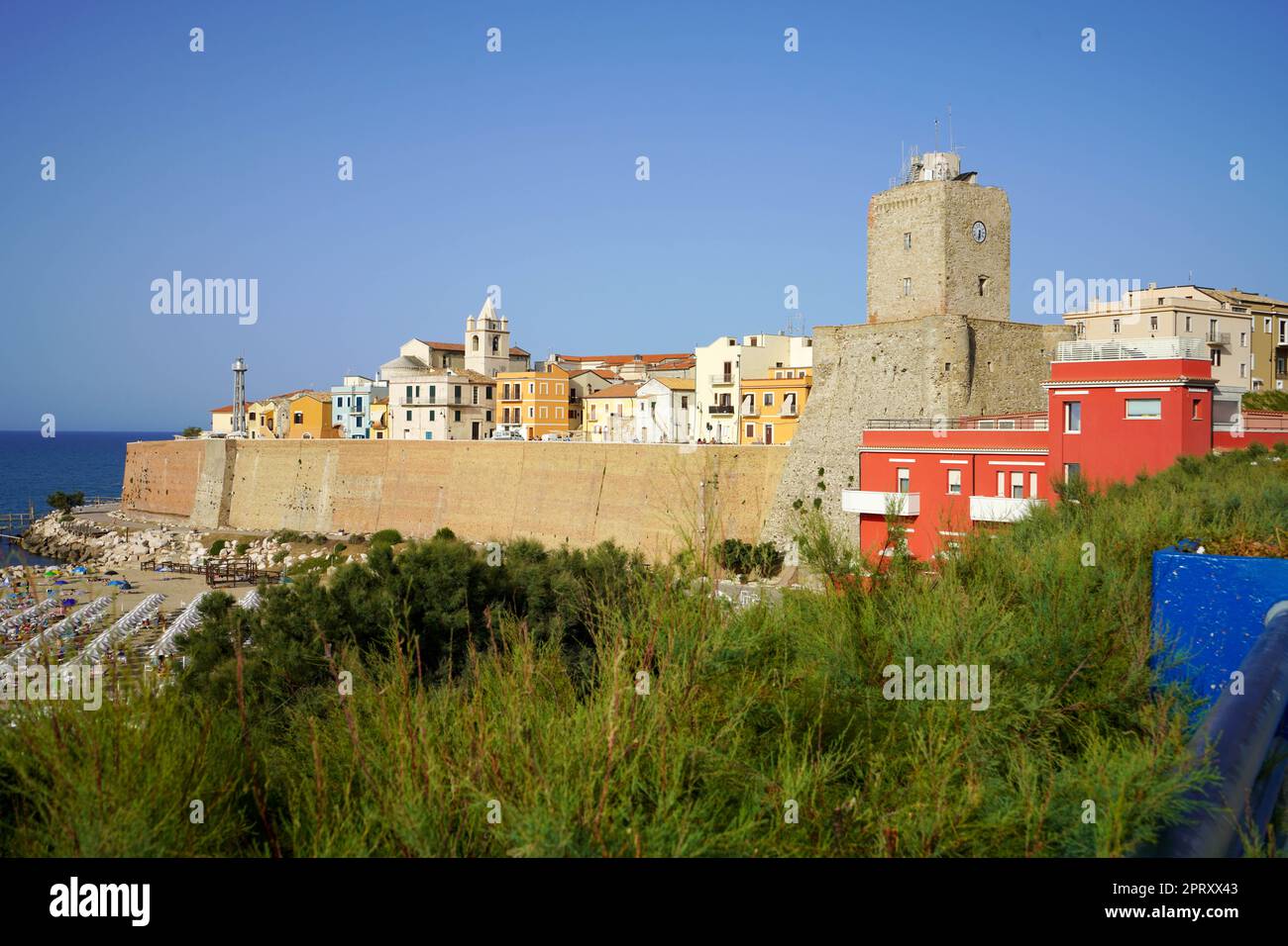 Termoli Stadtbild mit historischer mittelalterlicher Stadt, Molise, Italien Stockfoto