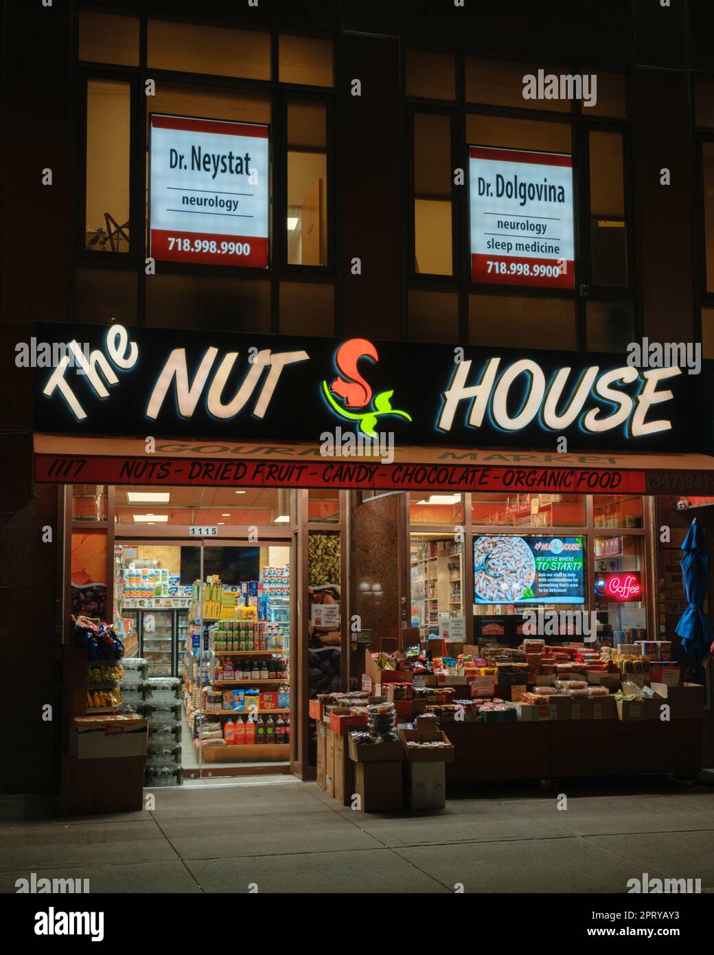 Das "Nut House" -Schild in Brighton Beach, Brooklyn, New York Stockfoto
