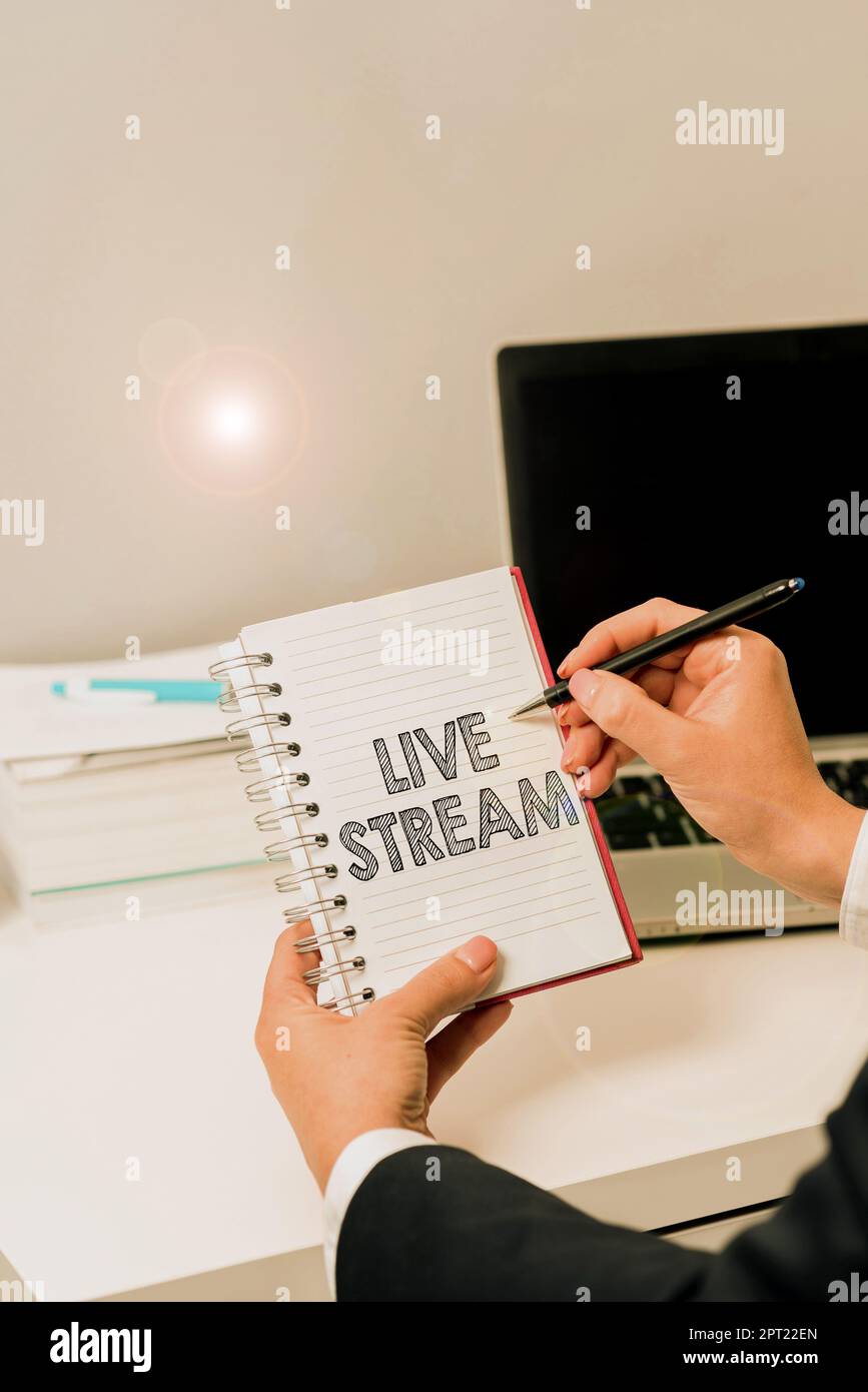 Text mit Inspiration Live Stream, Konzept, das die Übertragung eines Video- oder Audiomaterials über das Internet bedeutet Stockfoto