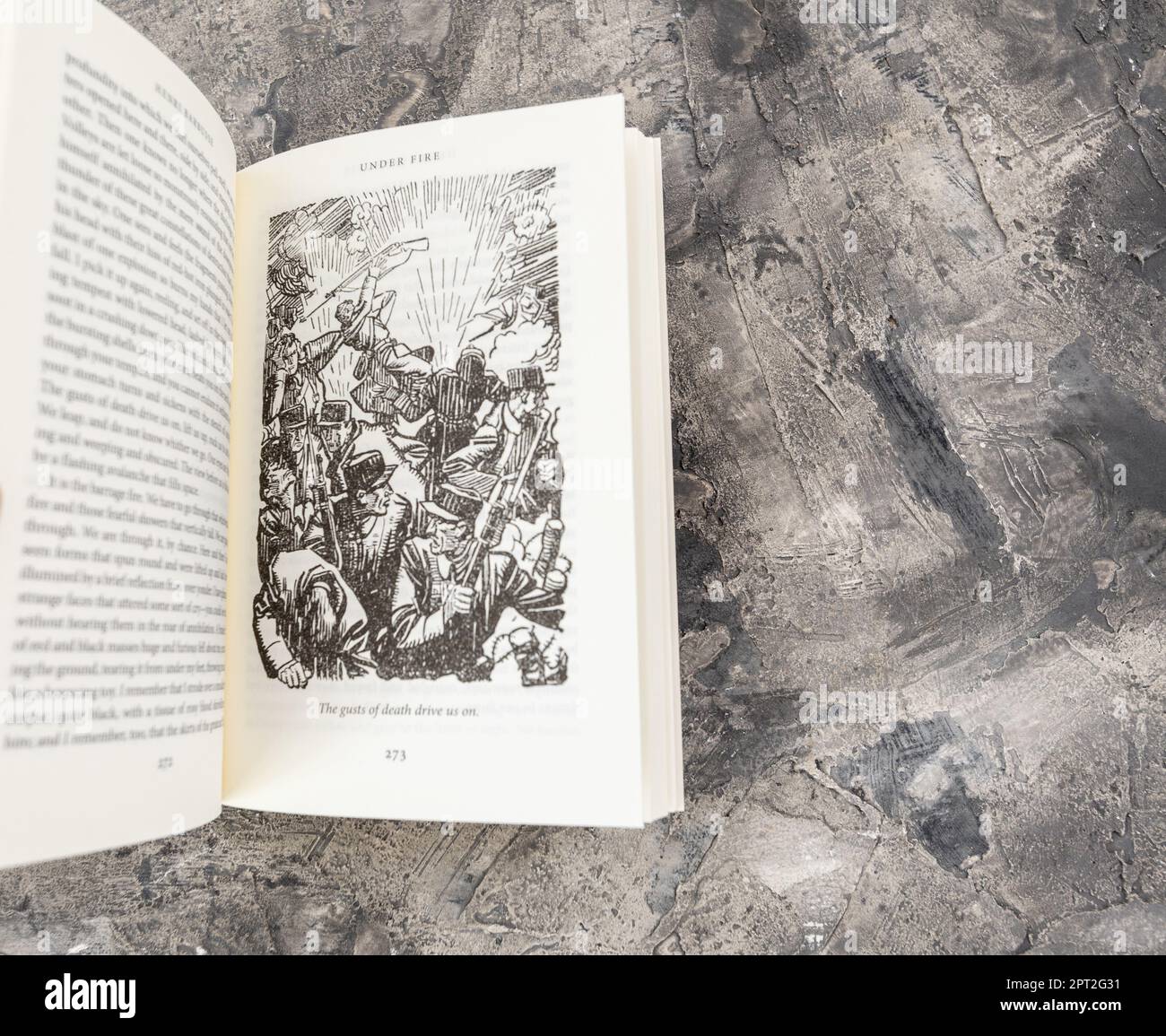 Ein anerkannter Kriegsklassiker, Under Fire, folgt dem Schicksal einer Gruppe französischer Freiwilliger im Ersten Weltkrieg, basierend auf den eigenen Erfahrungen des Autors. Stockfoto