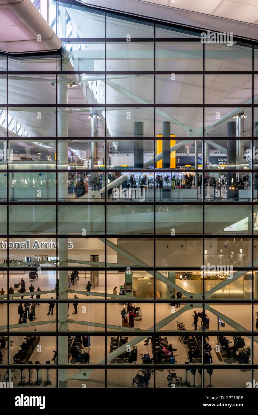 Terminal 2 (The Queen's Terminal) Flughafen Heathrow, London, Großbritannien. Stockfoto