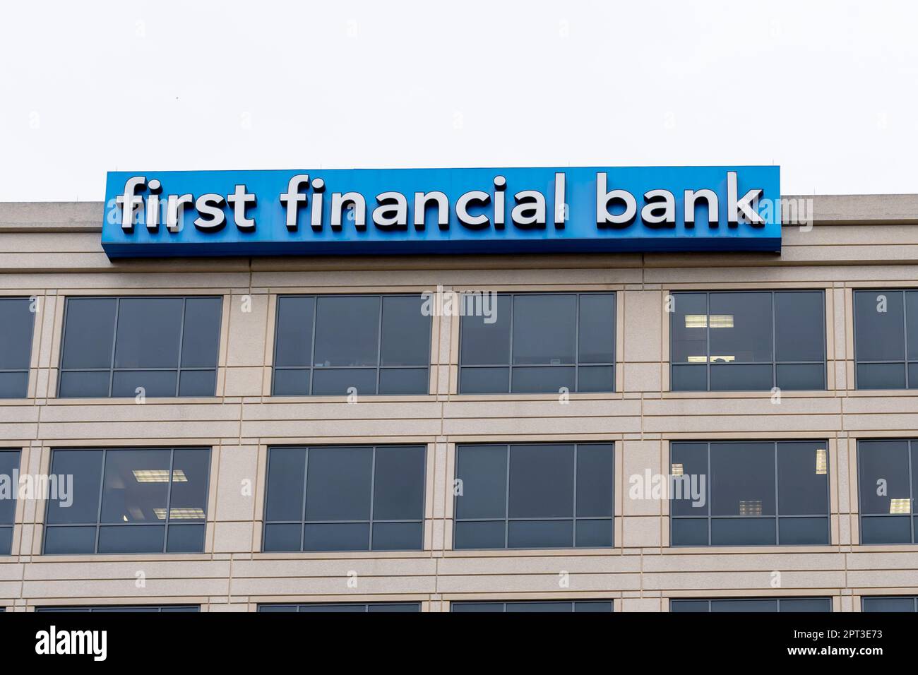 Das erste Finanzbankbüro in Springdale, OH, USA Stockfoto