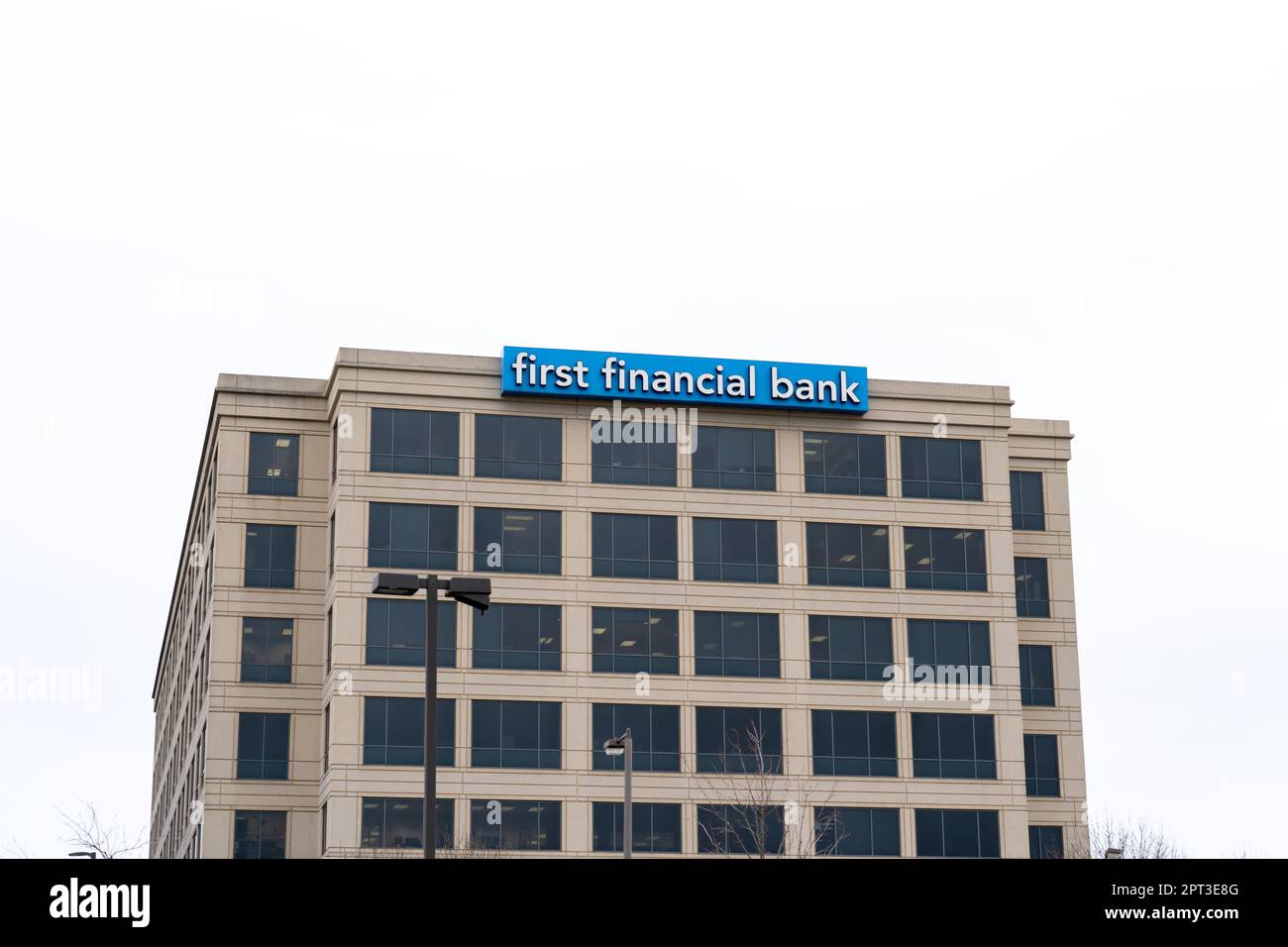 Das erste Finanzbankbüro in Springdale, OH, USA Stockfoto