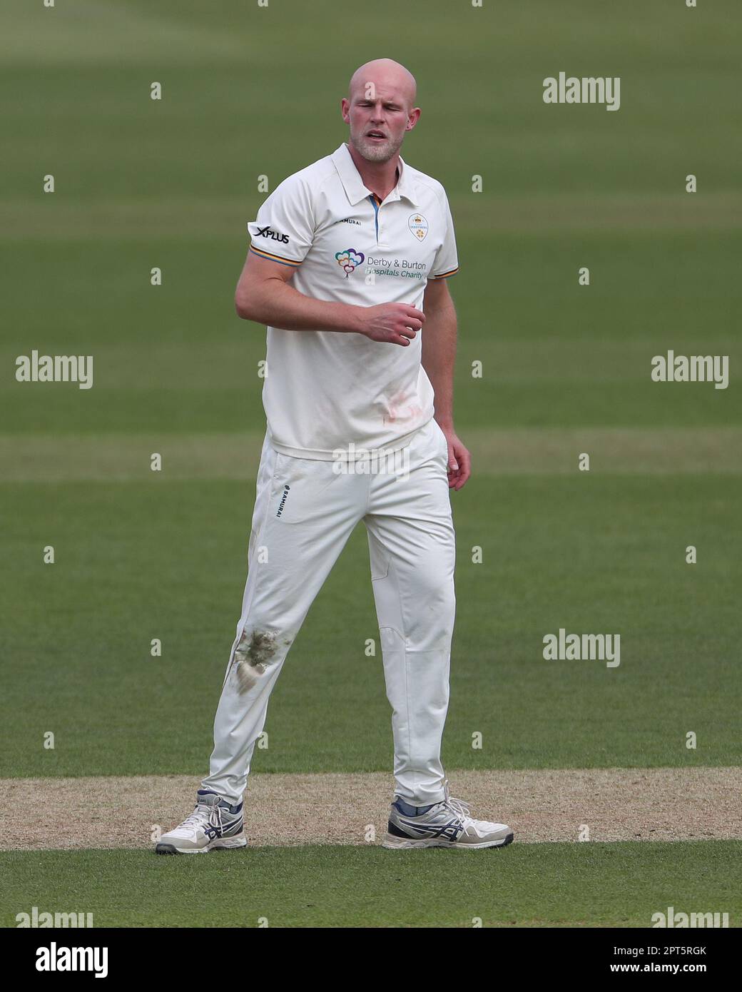 ZAK Chappell von Derbyshire während des LV= County Championship Match zwischen Durham und Derbyshire im Seat Unique Riverside, Chester le Street am Donnerstag, den 27. April 2023. (Foto: Mark Fletcher | MI News) Guthaben: MI News & Sport /Alamy Live News Stockfoto