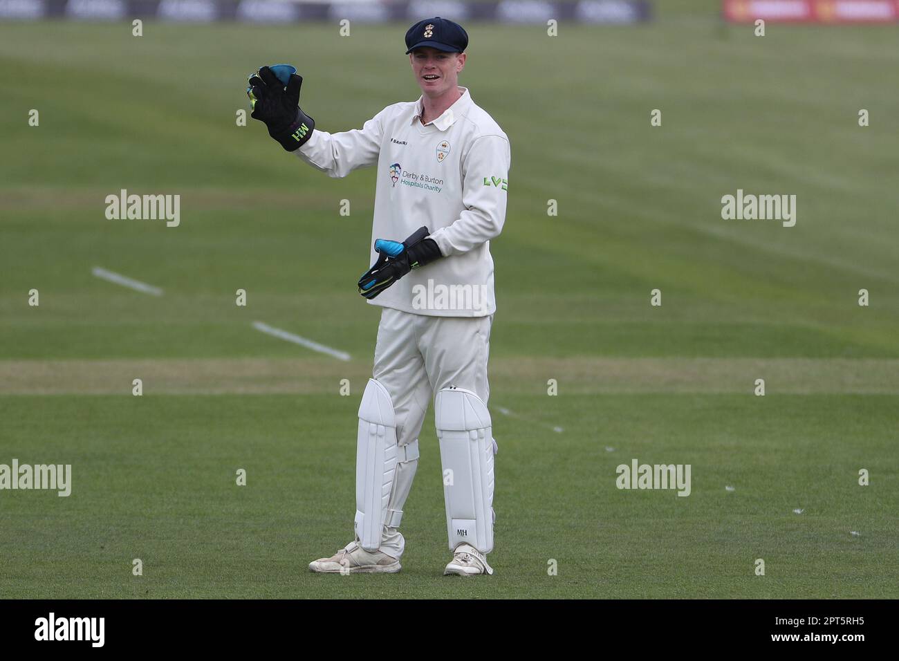 Derbyshires Brooke Guest beim LV= County Championship Match zwischen Durham und Derbyshire im Seat Unique Riverside, Chester le Street am Donnerstag, den 27. April 2023. (Foto: Mark Fletcher | MI News) Guthaben: MI News & Sport /Alamy Live News Stockfoto