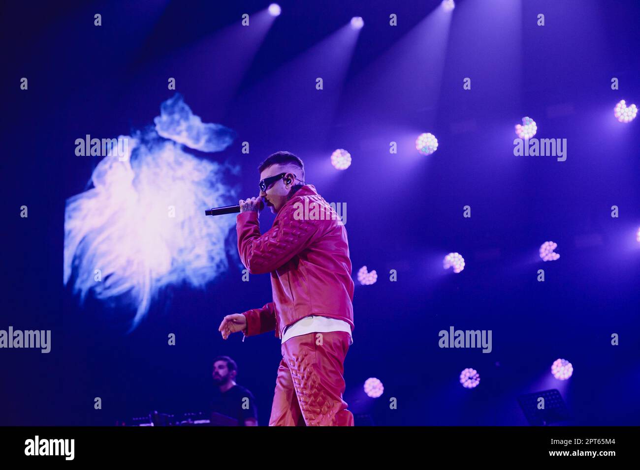 Lazza rapper -Fotos und -Bildmaterial in hoher Auflösung – Alamy