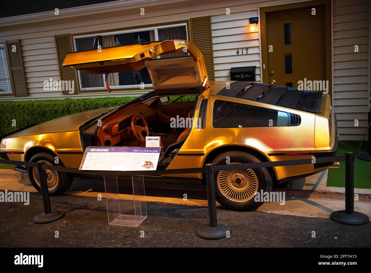 Vergoldeter DeLorean, National Automobile Museum, Reno, Nevada, USA Stockfoto