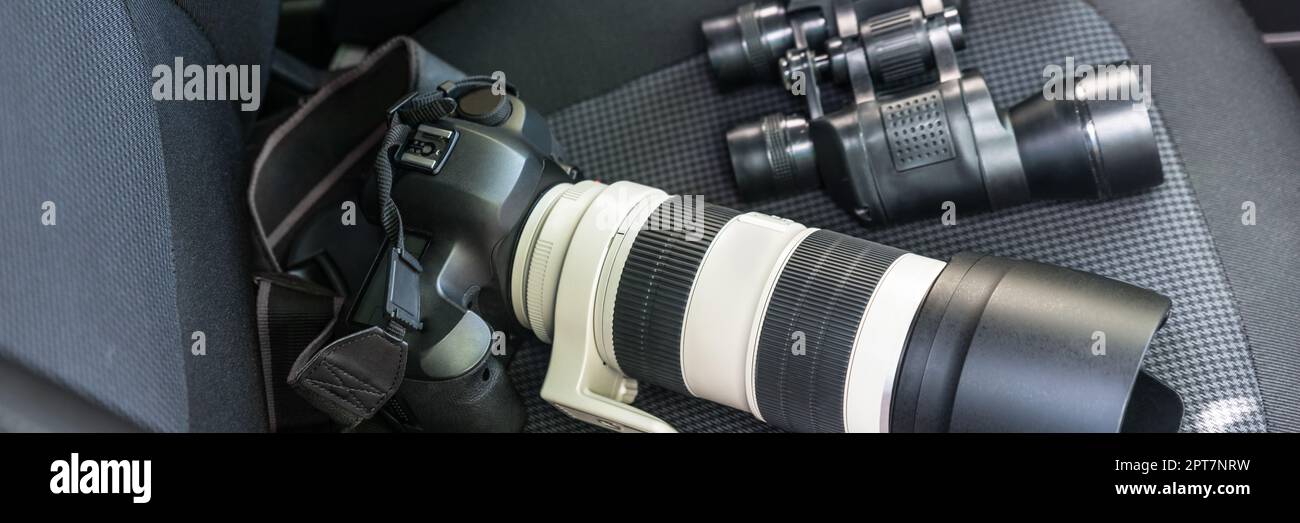 Privatdetektiv Walkie Talkie Und Kamera Stockfoto