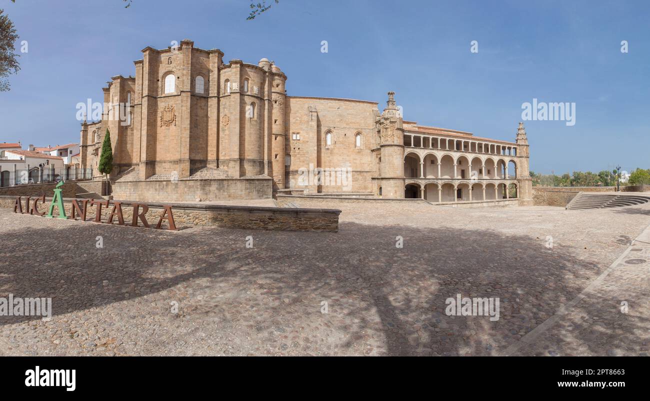 Kloster San Benito, Hauptquartier des Ordens Alcantara, Caceres, Extremadura, Spanien Stockfoto