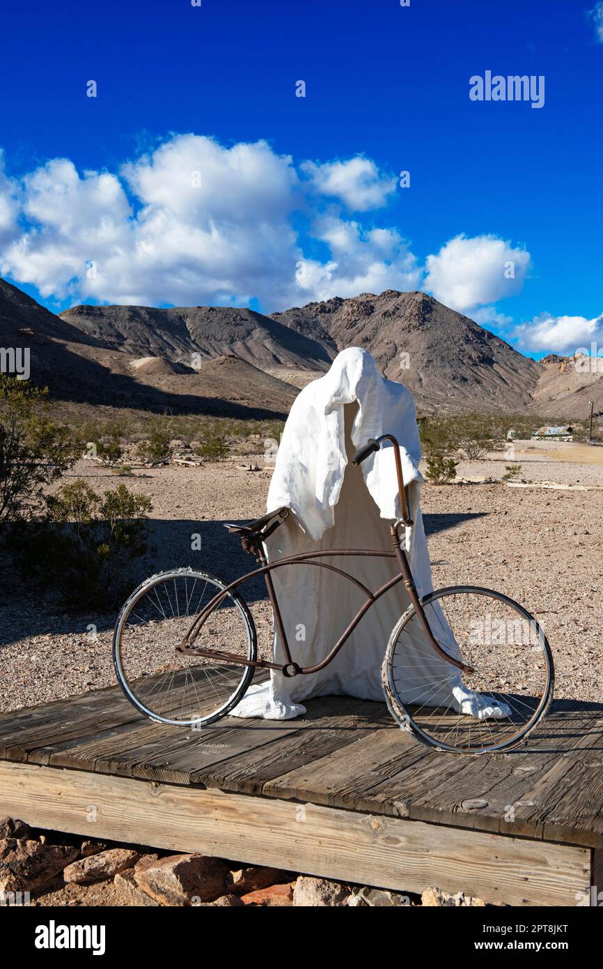 Albert Skukalski, Ghost-Rider, Artwork, Open-Air Gallery of Rhyolite, Nevada, USA Stockfoto