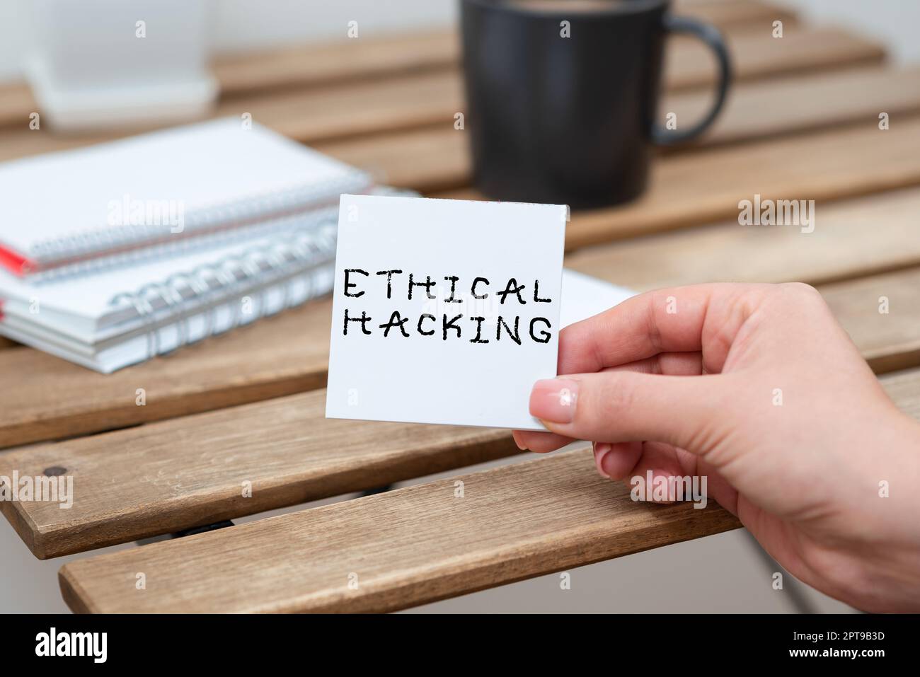 Konzeptionelle Darstellung ethischer Hacking, Wort für einen legalen Versuch, ein Netzwerk für Penetrationstests zu knacken Stockfoto