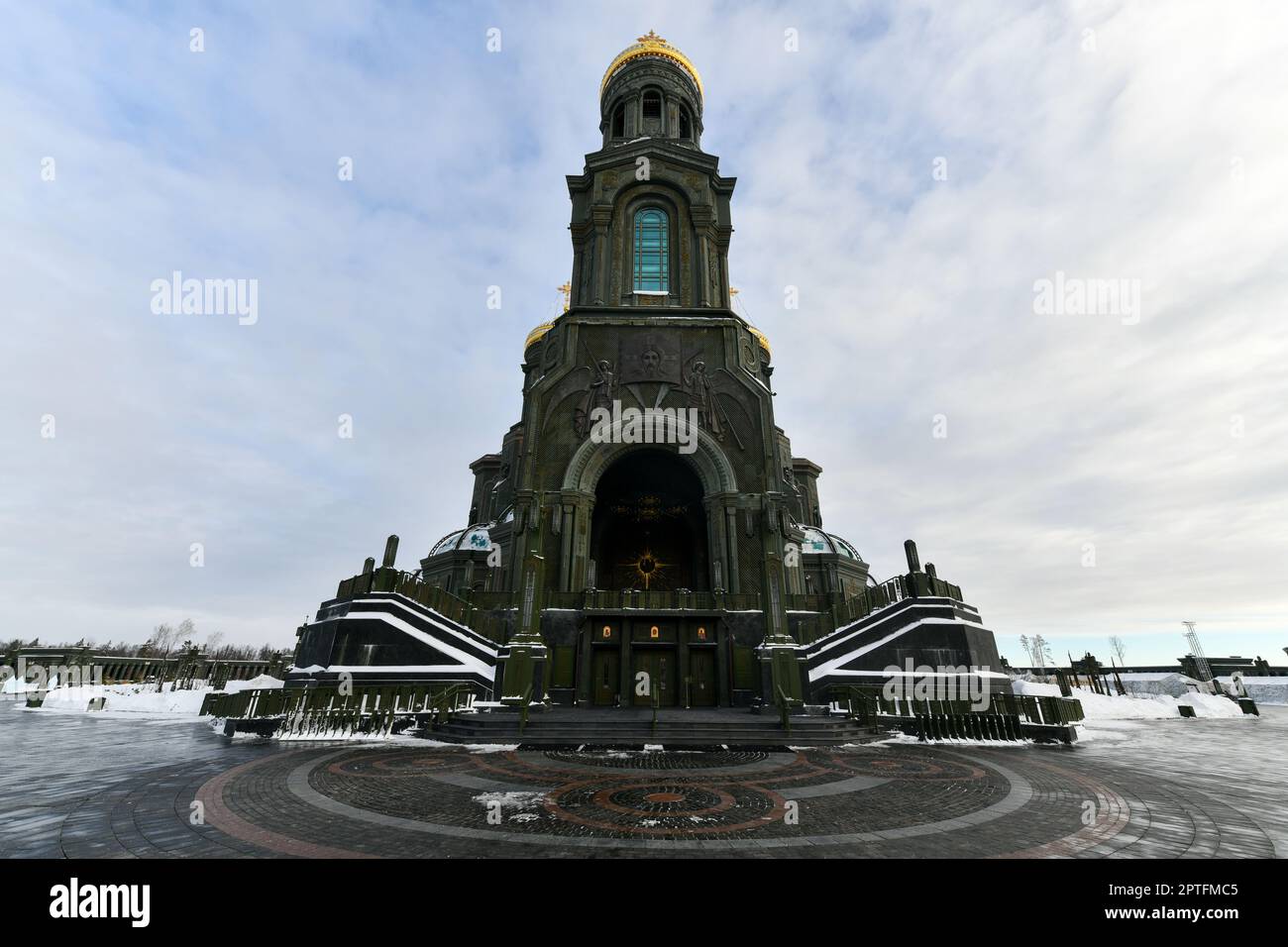 Haupttempel der Streitkräfte der Russischen Föderation. Gelegen auf dem Gebiet des Patriot Park im Stadtviertel Odintsovo Stockfoto Haupttempel der Streitkräfte der Russischen Föderation. Gelegen auf dem Gebiet des Patriot Park im Stadtviertel Odintsovo Stockfoto