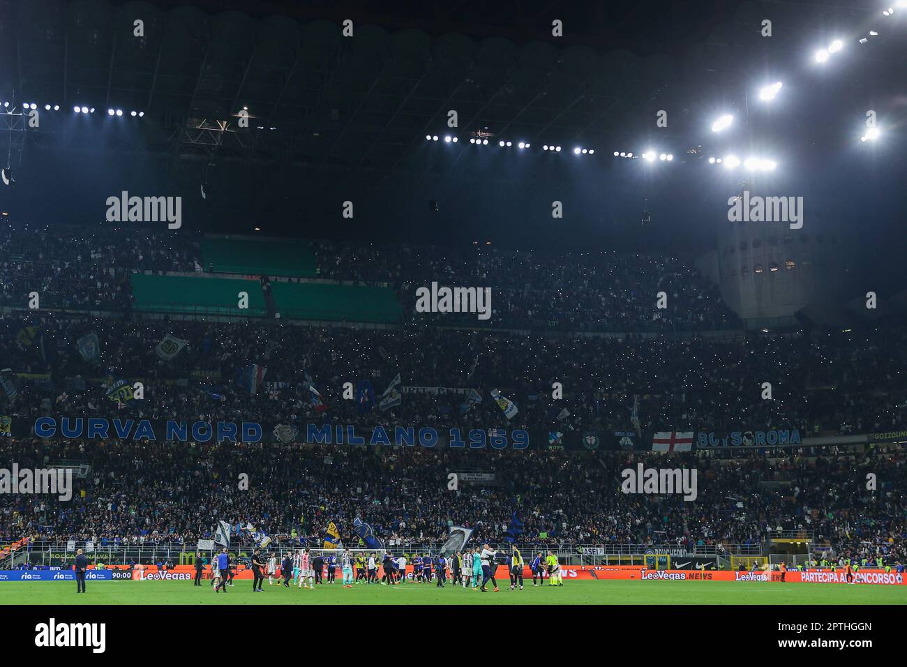 Ein allgemeiner Blick in das Stadion während des Fußballspiels Coppa Italia 2022/23 Semi Final 2. Leg zwischen FC Internazionale und Juventus FC in Giuseppe Stockfoto