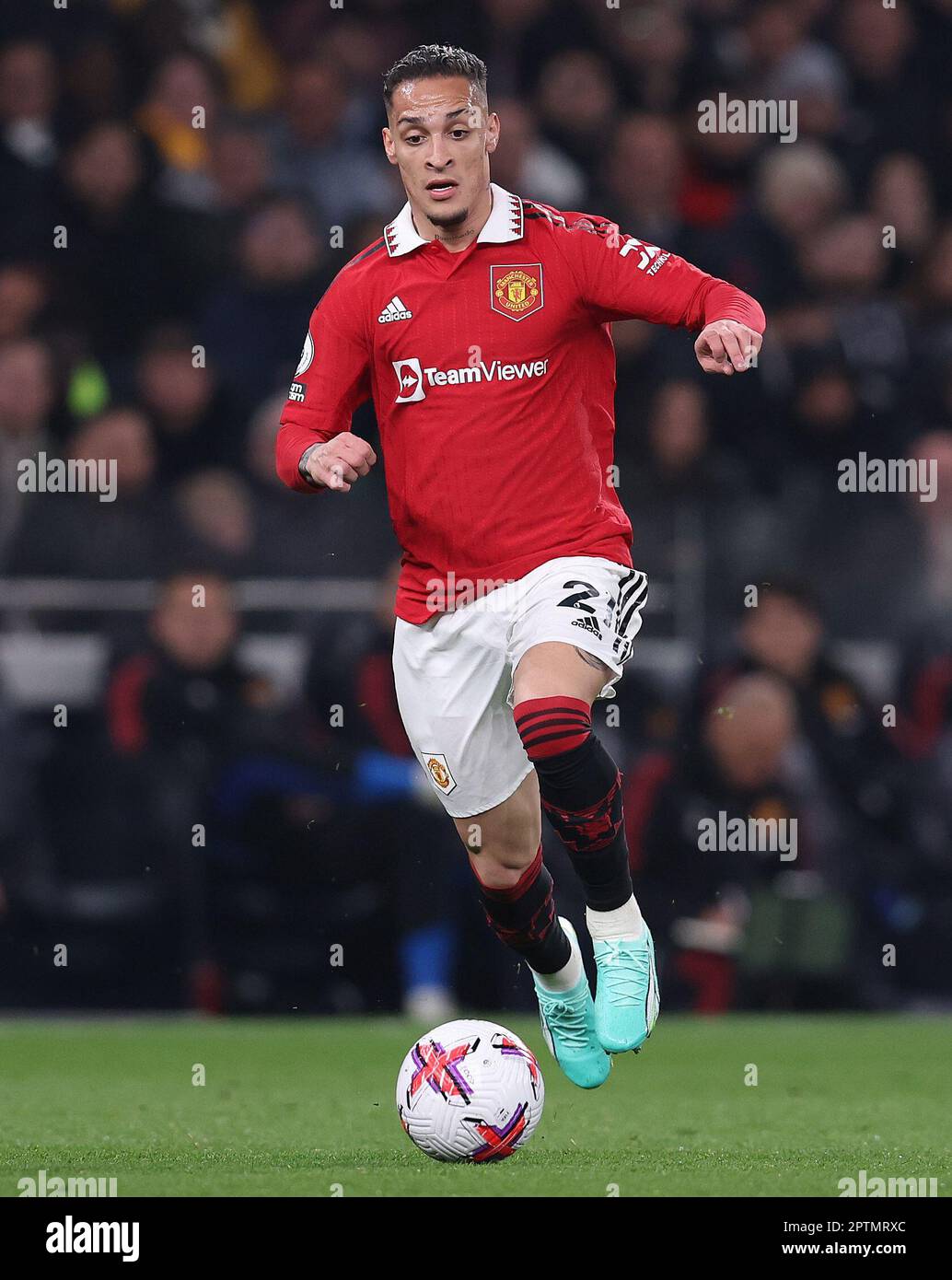 London, Großbritannien. 27. April 2023. Antony of Manchester United während des Premier League-Spiels im Tottenham Hotspur Stadium, London. Das Bild sollte lauten: Paul Terry/Sportimage Credit: Sportimage Ltd/Alamy Live News Stockfoto