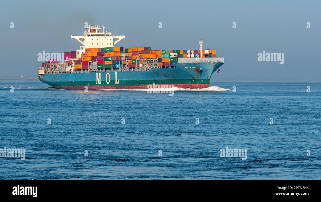 Ein Containerschiff, ein Symbol des Welthandels Stockfoto
