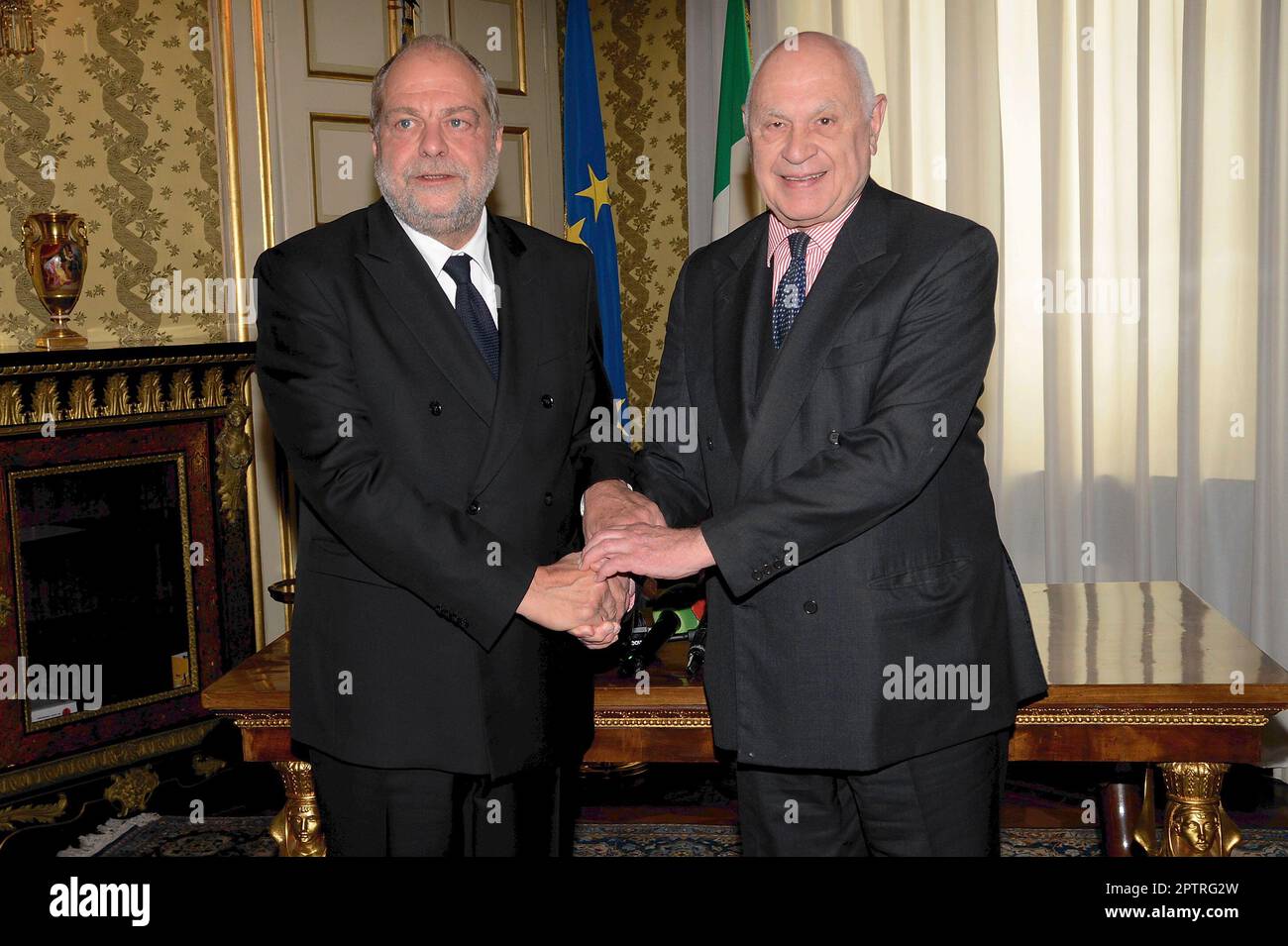 Mailand, Italien. 28. April 2023. Mailand, Treffen in der Präfektur zwischen den Justizministern Italiens und Frankreichs, Carlo Nordio und Eric Dupond-Moretti Editorial Use Only Credit: Independent Photo Agency/Alamy Live News Stockfoto