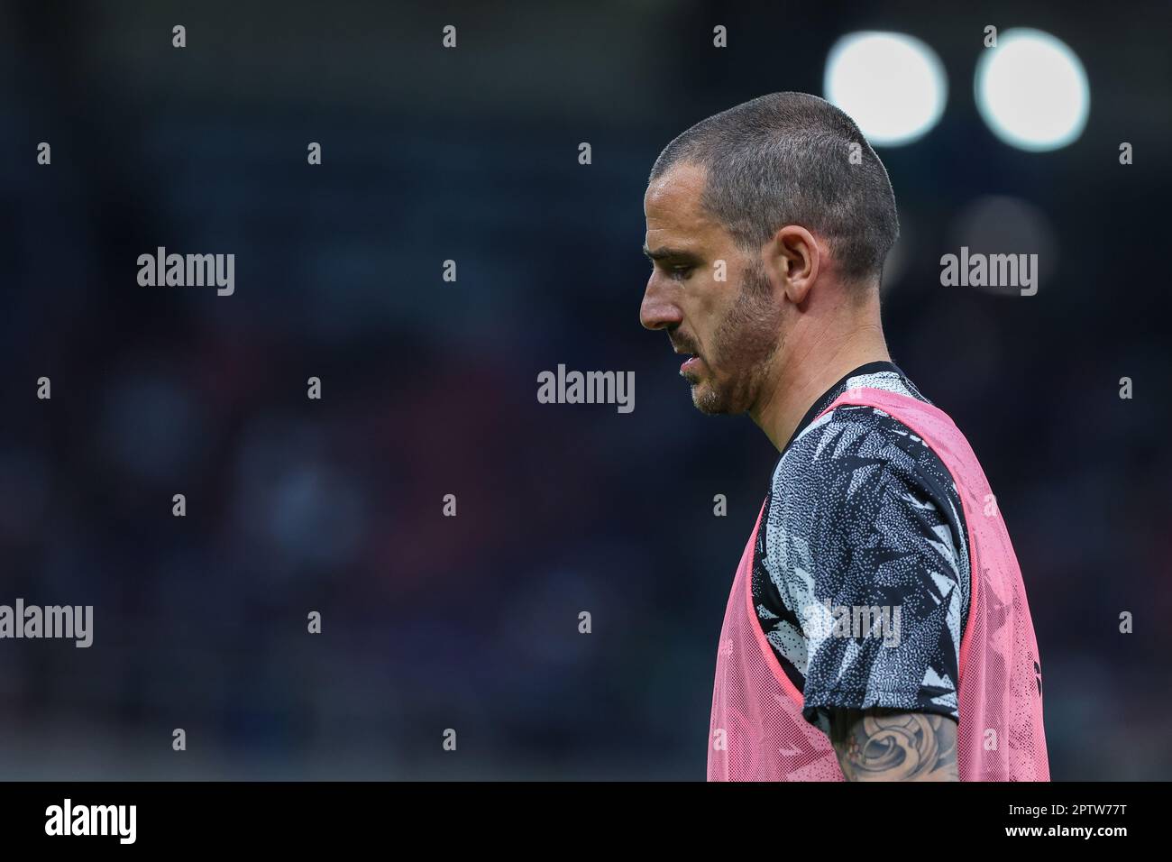Mailand, Italien. 26. April 2023. Leonardo Bonucci vom FC Juventus während des Coppa Italia 2022/23 Semi Final 2. Leg Fußballspiels zwischen dem FC Internazionale und dem FC Juventus im Giuseppe Meazza Stadion. Endstand: Inter 1:0 Juventus. (Foto: Fabrizio Carabelli/SOPA Images/Sipa USA) Guthaben: SIPA USA/Alamy Live News Stockfoto