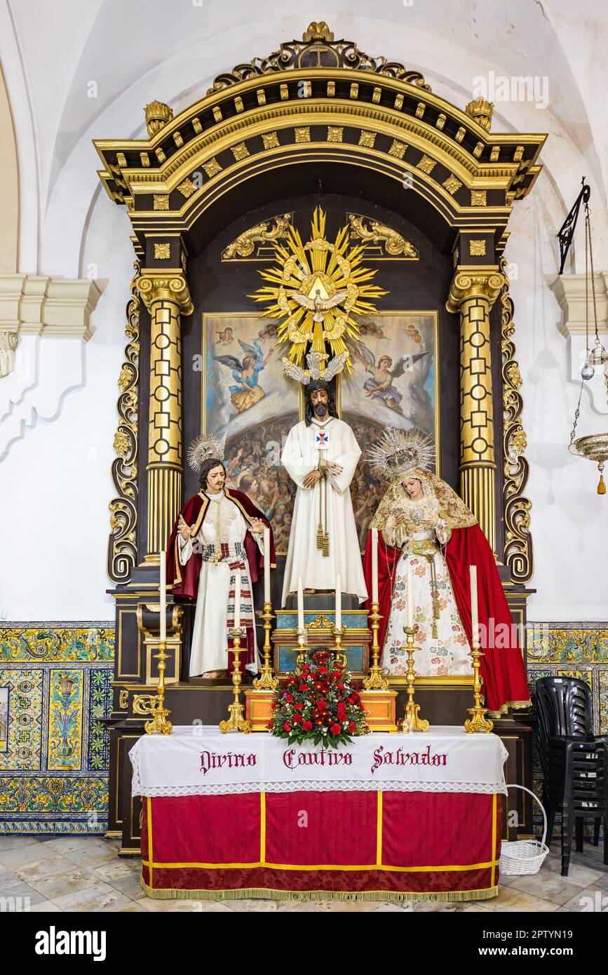 Huelva, Spanien - 22. April 2023: Bild des gefangenen göttlichen Erlösers Christus in der Pfarrkirche San Juan Bautista, Saint John Baptist in La Palm Stockfoto