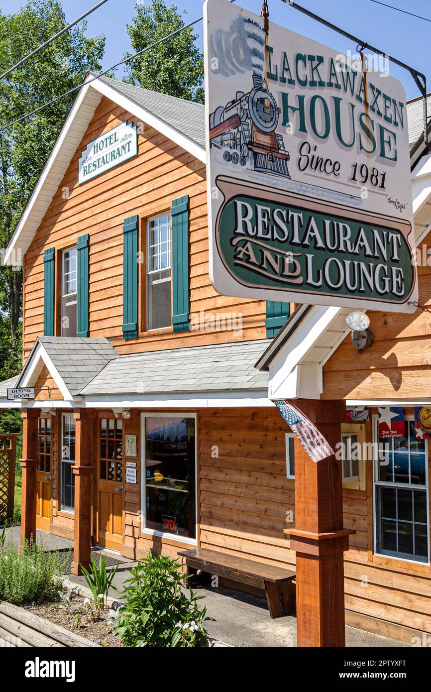 Pocono Mountains Poconos Pennsylvania Lackenwaxen House Restaurant & Lounge, Restaurants, Speisen, Speisen, o Außeneingang, Stockfoto