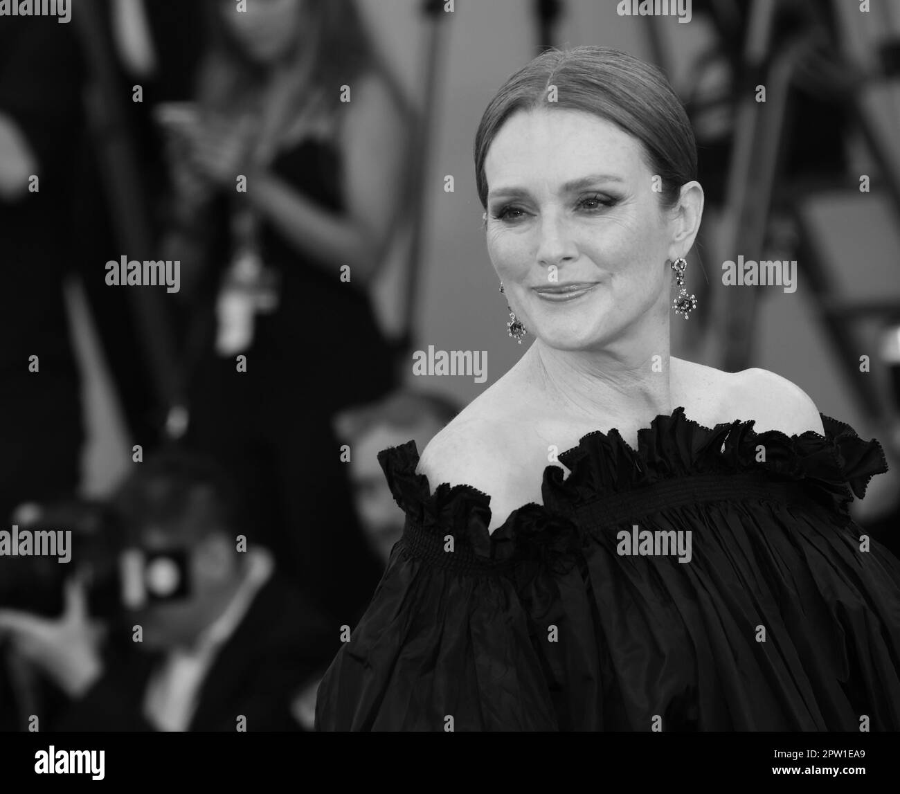 VENEDIG, ITALIEN - 10. SEPTEMBER: Julianne Moore nimmt am 10. September 2022 in Venedig an der Abschlusszeremonie des roten Teppichs beim Venedig Film Festival 79. Teil Stockfoto