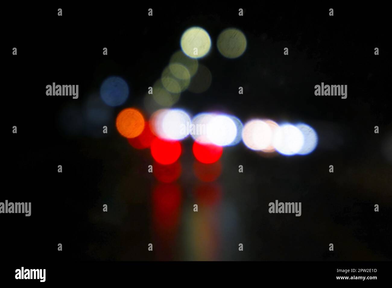 Urbane Stadt Nacht Licht Bokeh, unscharf gestellt Hintergrund weichzeichnen Stockfoto