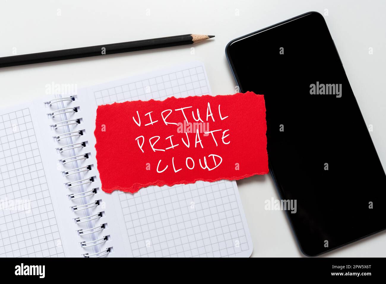 Konzeptionelle Überschrift Virtuelle Private Cloud, konfigurierbarer Pool gemeinsam genutzter Computing-Ressourcen nach Geschäftskonzept Stockfoto