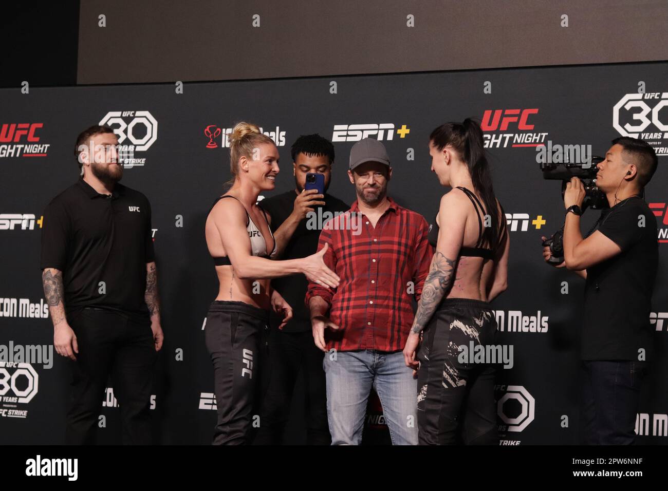 Hailey cowan und jamey lyn horth Fotos und Bildmaterial in hoher