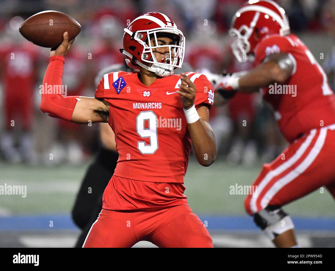 23. August 2019 - Santa Ana, CA.Top Prep Quarterback Interessent Bryce Young #9 von Hook Dei in Aktion vs Centennial Corona.Varsity Prep Football Game Centennial vs Hook Dei High School, in Santa Ana, Kalifornien.Foto © Louis Lopez /Modern Exposure/Cal Sport Media Stockfoto